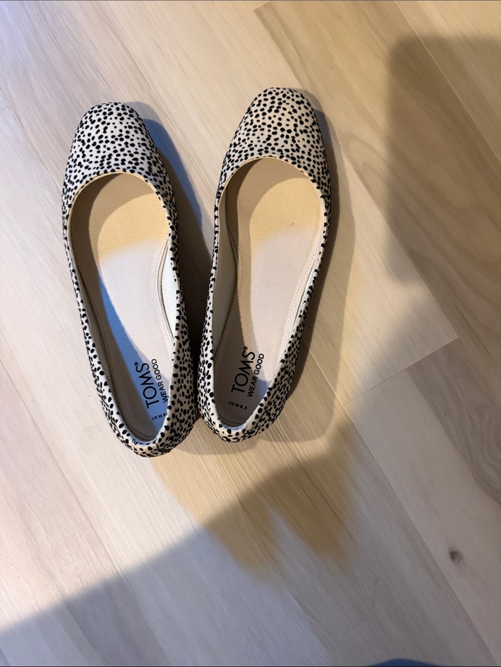 Toms Dalmatian Spot Ballet Flats - Black & Cream Size 8.5